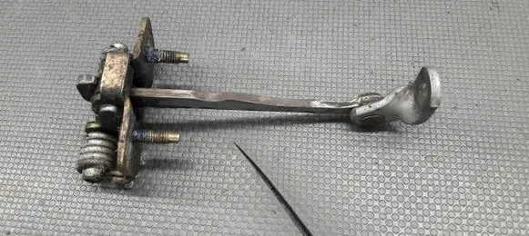 Renault Megane I Rear door check strap stopper
