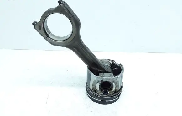 Volvo V60 Piston with connecting rod 75L101