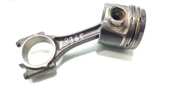 Volkswagen Golf Cross Piston with connecting rod 