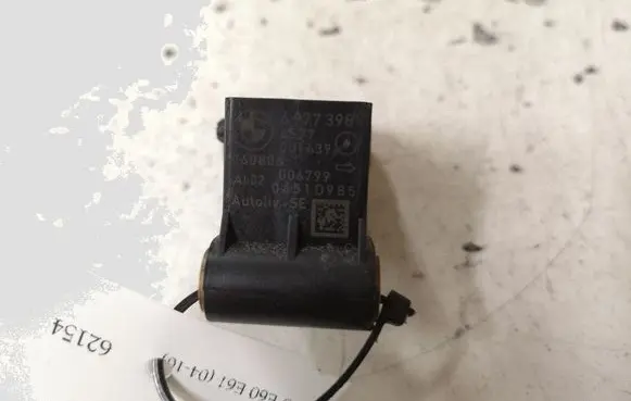 BMW 5 E60 E61 Airbag deployment crash/impact sensor 6977398 260808 0451D985
