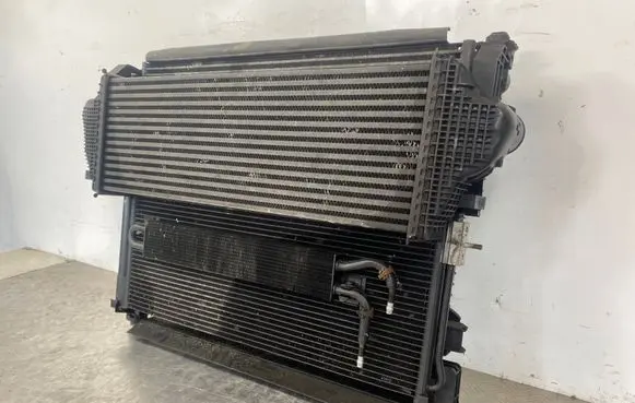 Jeep Grand Cherokee Radiator set 55038004AF