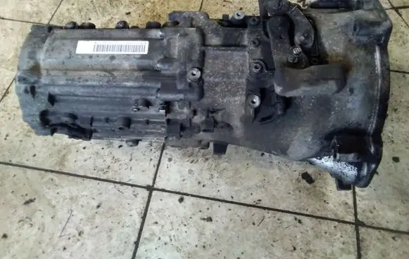 Volkswagen Touareg I Manual 6 speed gearbox 1067401036 1067101066 FEA