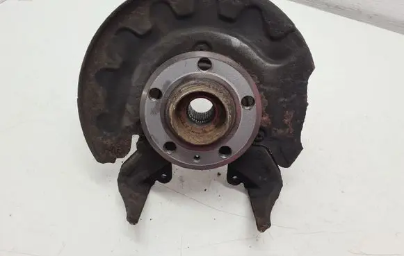 Skoda Fabia Mk3 (NJ) Front wheel hub spindle knuckle