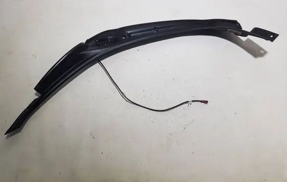Mercedes-Benz ML W164 Seal rubber (tailgate) A1648202110FFR A1648202110 A1646931533