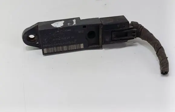 Mercedes-Benz E W211 Airbag deployment crash/impact sensor A0028202726