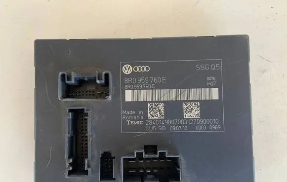 Audi Q5 SQ5 8R Seat control module 8R0959760E 8R0959760C