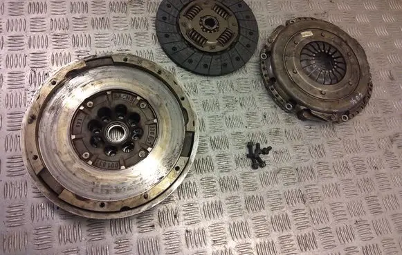 Land Rover Discovery 5 Clutch set kit G4D37540DF