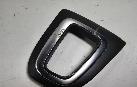 Renault Captur Gear shifter surround trim plastic 969352256R