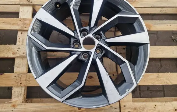 Audi Q5 SQ5 FY R19 alloy rim 80A601025BK