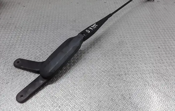 Ford Focus C-MAX Front wiper blade arm 3M5117526CA
