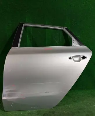 KIA Ceed Rear door