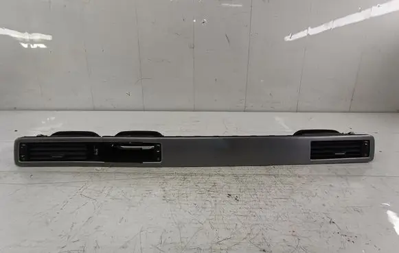 Volvo XC70 Dash center air vent grill 30715143