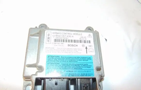 Mazda 3 I Airbag control unit/module BS4H57K30A