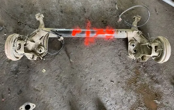 Ford Turneo Courier Rear axle beam 