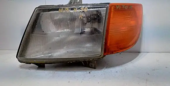 Mercedes-Benz Vito Viano W638 Headlight/headlamp 6388200661