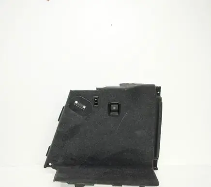 Trunk/boot side trim panel