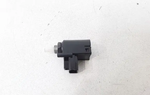 Clutch pedal sensor