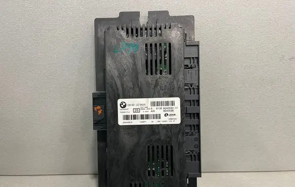 BMW 3 E90 E91 Light module LCM 9240530 5324848H5