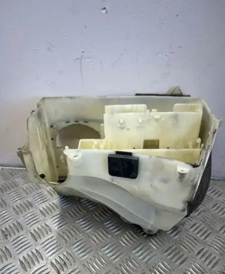 BMW 5 E60 E61 Fuse module 7520897