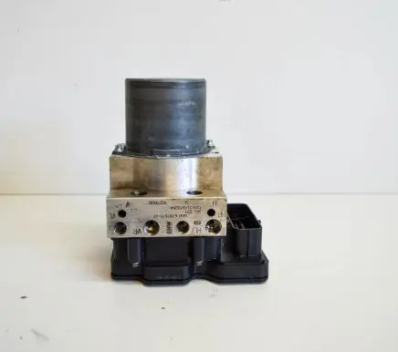 BMW 5 F10 F11 ABS Pump 6797670 6797668
