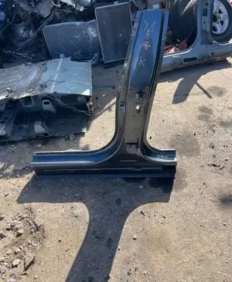 BMW X1 F48 F49 Pillar (middle) 