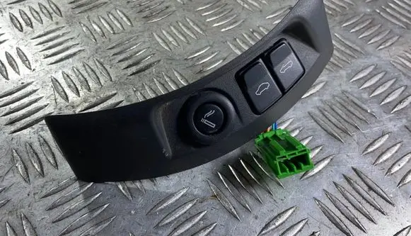 Volvo C70 Folding roof switch 30710535 8686026