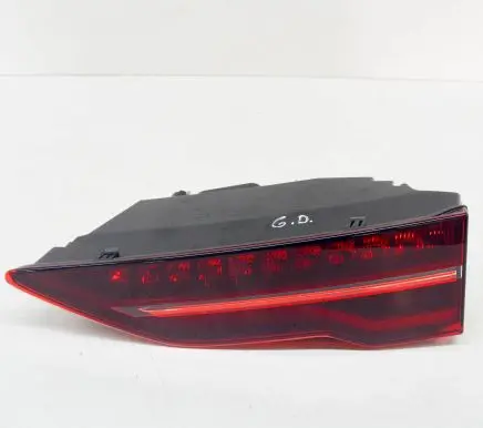 Jaguar I-Pace Tailgate rear/tail lights J9D313A420 00206506