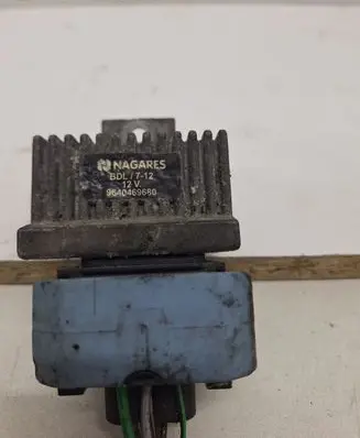 Renault Trafic II (X83) Glow plug pre-heat relay 9640469680