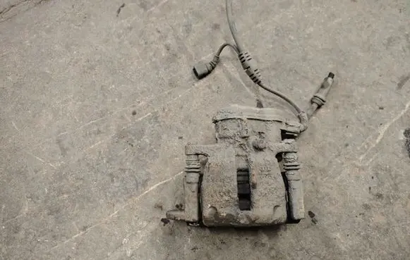 Audi A4 S4 B8 8K Rear brake caliper 323354