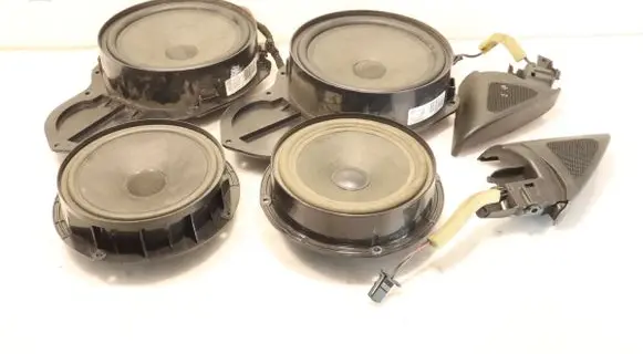 Volkswagen PASSAT CC Audio system kit 