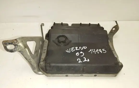 Toyota Verso Engine control unit/module 896610F131