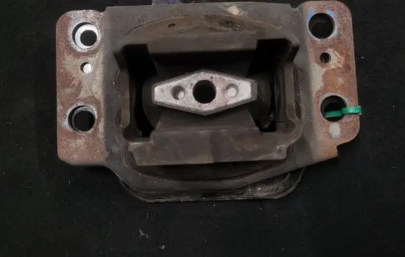 Ford Fusion II Gearbox mount GG937M121AA GG936K034AD