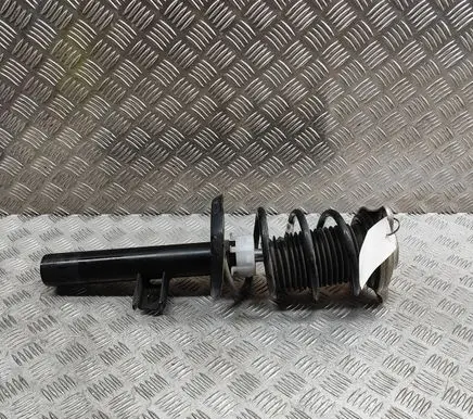 Mercedes-Benz CLA C118 X118 Front shock absorber/damper A1183205200 A2473230020