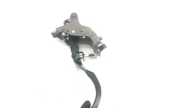 Clutch pedal