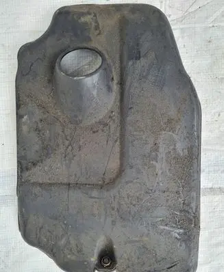Iveco Daily 6th gen Engine splash shield/under tray 504358046