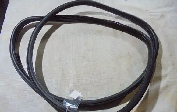 BMW X3 F25 Sliding door rubber seal 