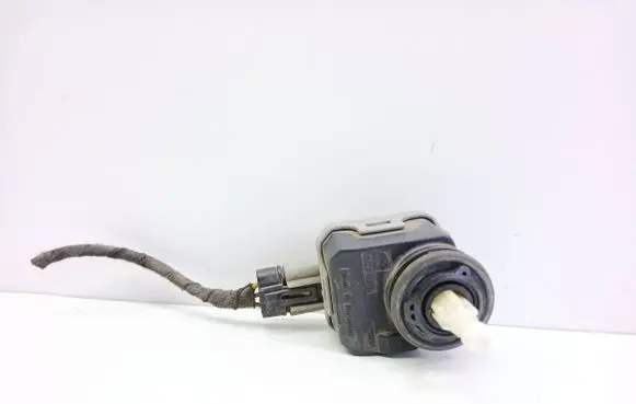 Opel Astra G Headlight level adjustment motor 90590665