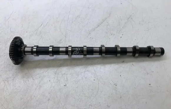 Toyota Avensis T270 Camshaft 