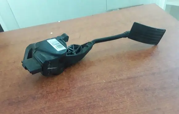 Peugeot 508 Accelerator pedal position sensor 9672091280
