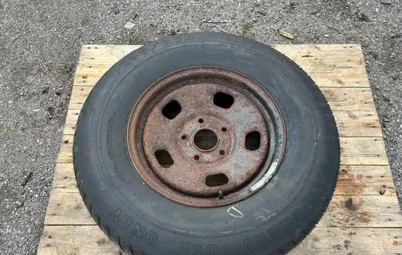 Dodge RAM 1500 DS R17 spare wheel 98502125