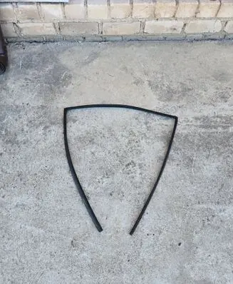Toyota RAV 4 (XA40) Rubber seal rear door window/glass