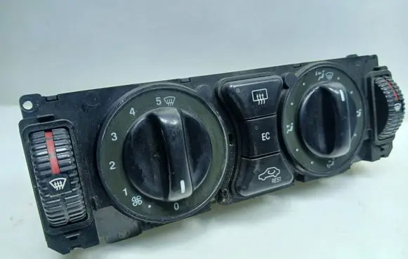 Mercedes-Benz CLK A208 C208 Climate control unit 2108302985KAS 2108302985