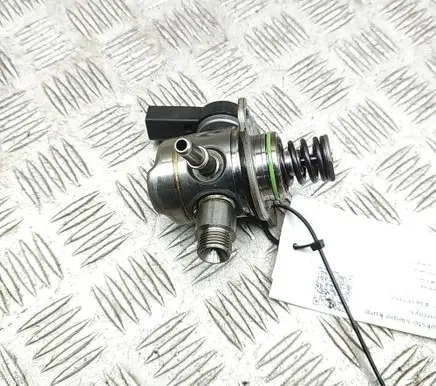 Volkswagen T-Roc Fuel injection high pressure pump 05E127027G