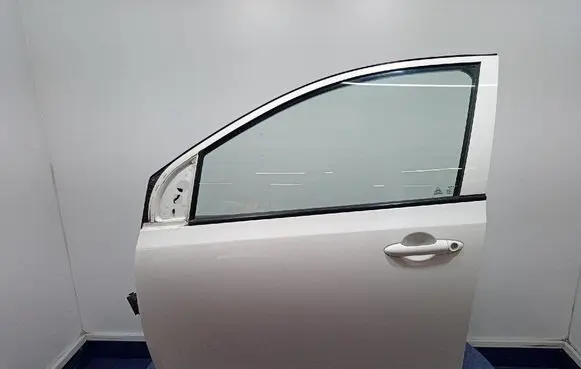 KIA Picanto Front door