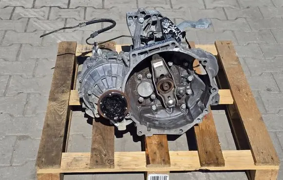 Volkswagen PASSAT B7 Manual 6 speed gearbox 120526MYP MYP
