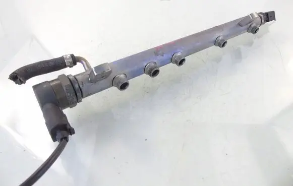 Mercedes-Benz A W169 Fuel main line pipe A6400701295