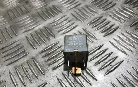 Seat Toledo I (1L) Other relay 191937503 22204007