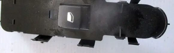 Peugeot 207 Electric window control switch