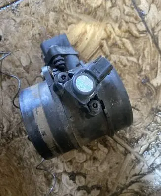 Mercedes-Benz E W211 Mass air flow meter