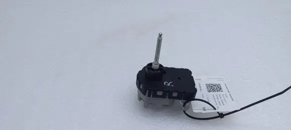 Suzuki SX4 S-Cross Headlight level adjustment motor 